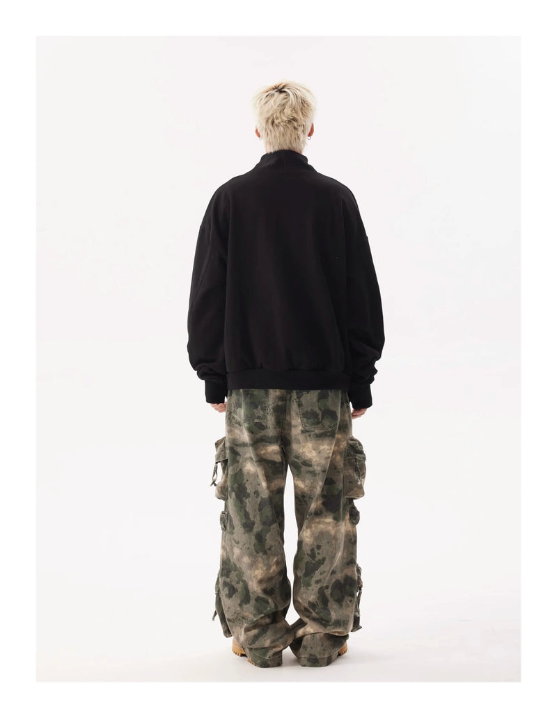 Calça Cargo Camuflada de Corte Amplo