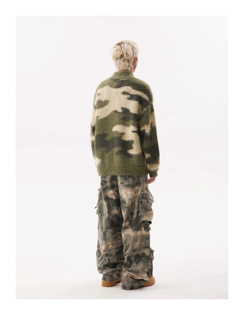 Calça Cargo Camuflada de Corte Amplo