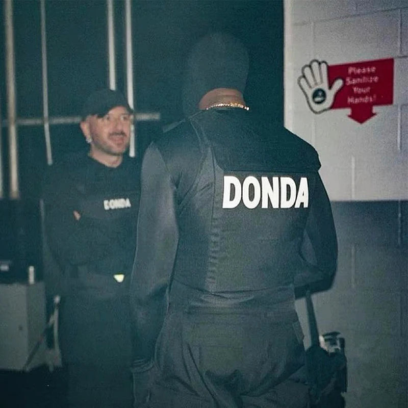 KANYE WEST DONDA COLETE TÁTICO