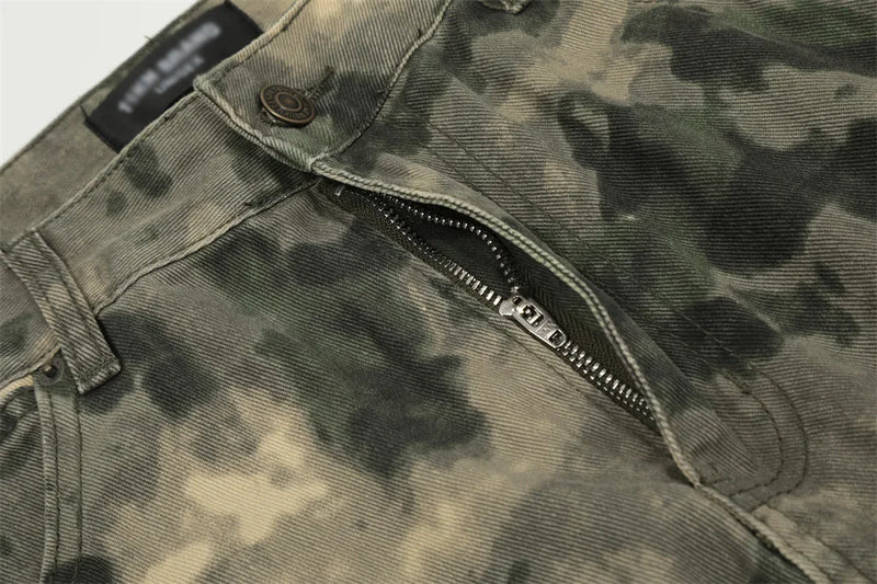 Calça Cargo Camuflada de Corte Amplo