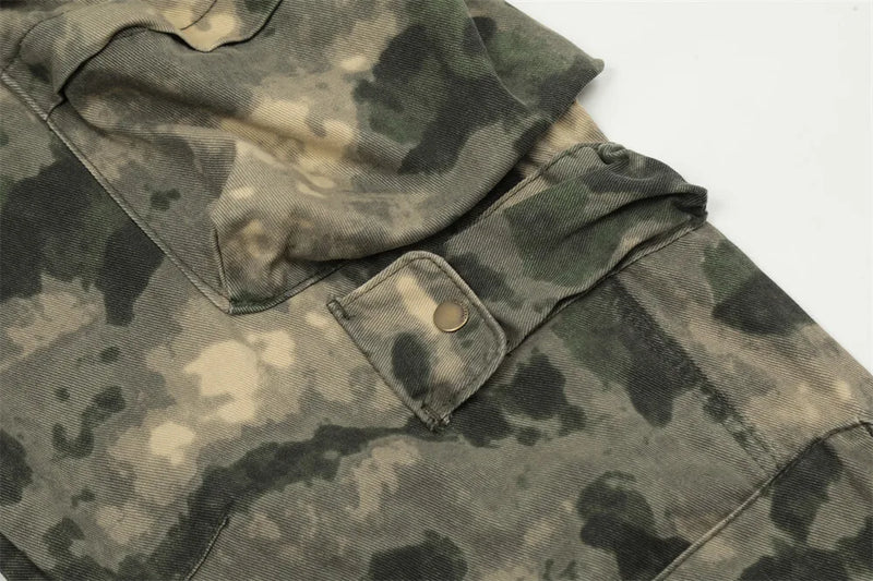 Calça Cargo Camuflada de Corte Amplo