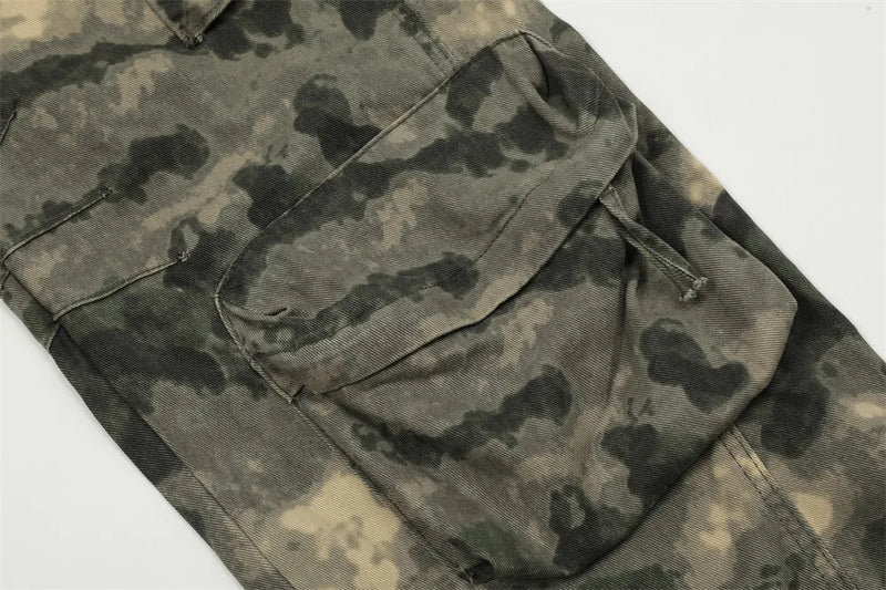 Calça Cargo Camuflada de Corte Amplo